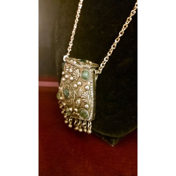 Sajai Gemstone Coin Purse Ethnic Silver Pendant Necklace Green Gemstones Bohemia - Picture 4 of 16